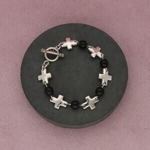 sterling silver cross & onyx bead toggle bracelet size 6.75in